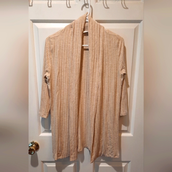 August Mist Tan Open Front Cardigan size Small - Picture 12 of 12